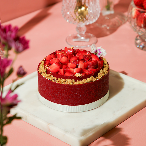 VANILLA STRAWBERRY ENTREMET